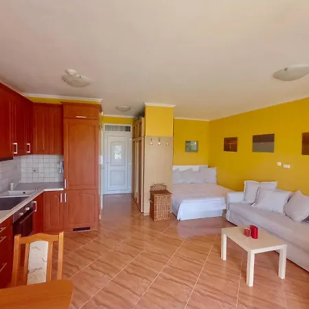 Balaton Beachside N3 アパート *